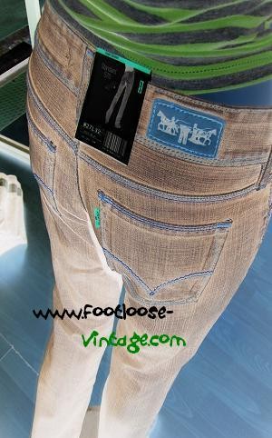 grossiste destockage Jeanneur de marque LEVIS